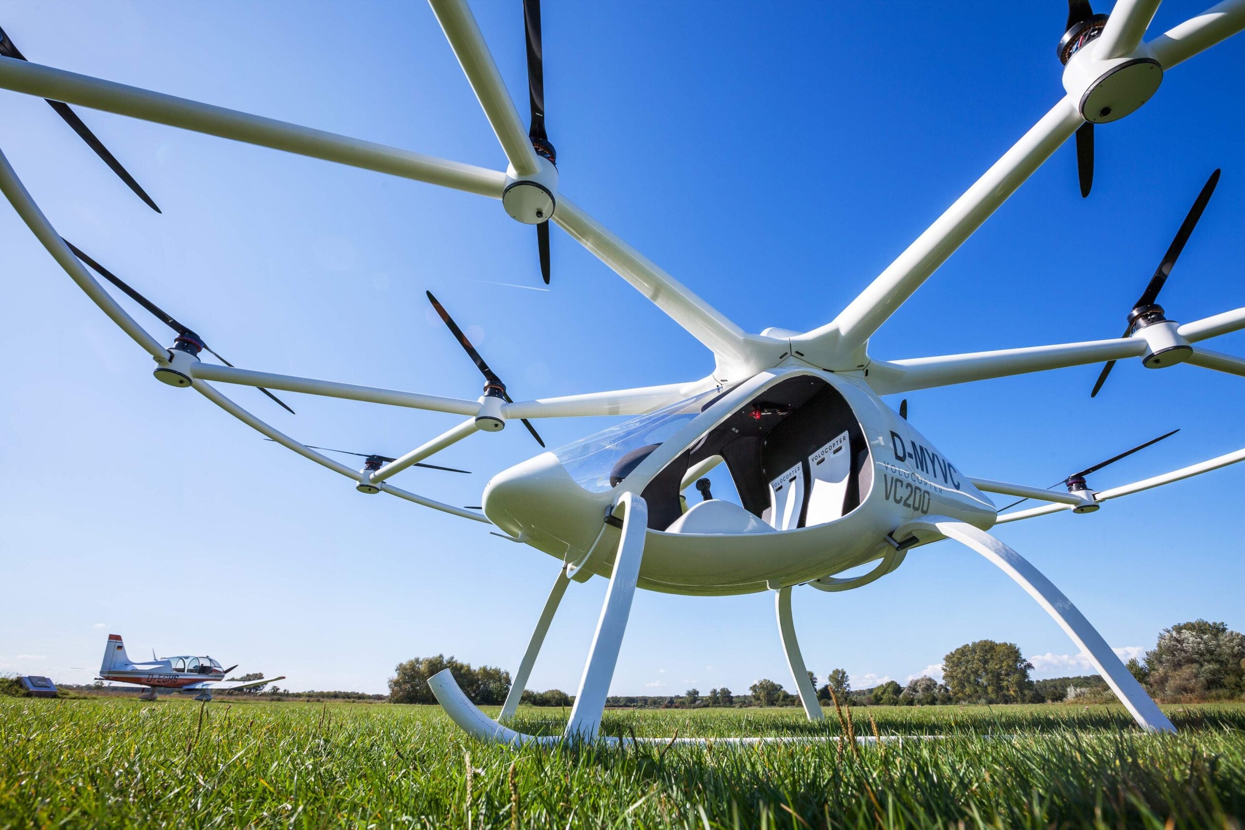 E-Volo VC200: an eco-friendly 18-rotor electric Volocopter E-Volo VC200: an eco-friendly 18-rotor electric Volocopter