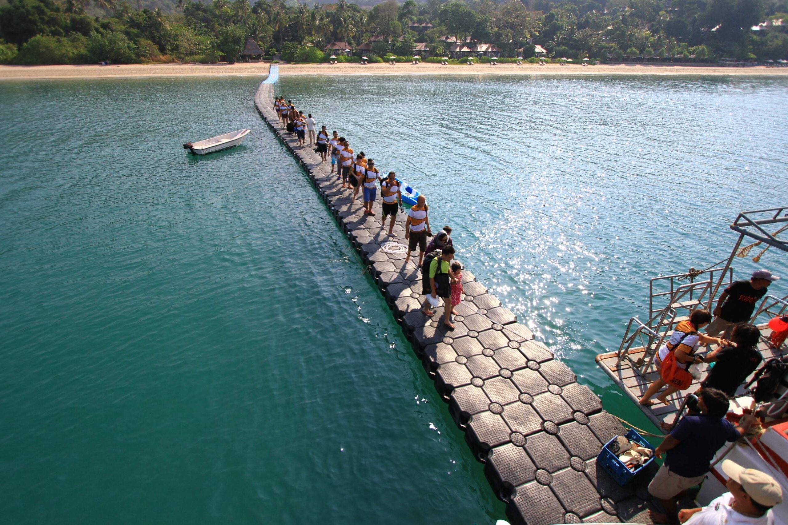 Clown Fish Conservation Project takes place at Pimalai Resort & Spa in Thailand Clown Fish Conservation Project takes place at Pimalai Resort & Spa in Thailand