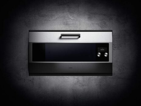 A design icon reimagined: Gaggenau reveals the EB 333 – an evolution of the iconic 90cm wide oven