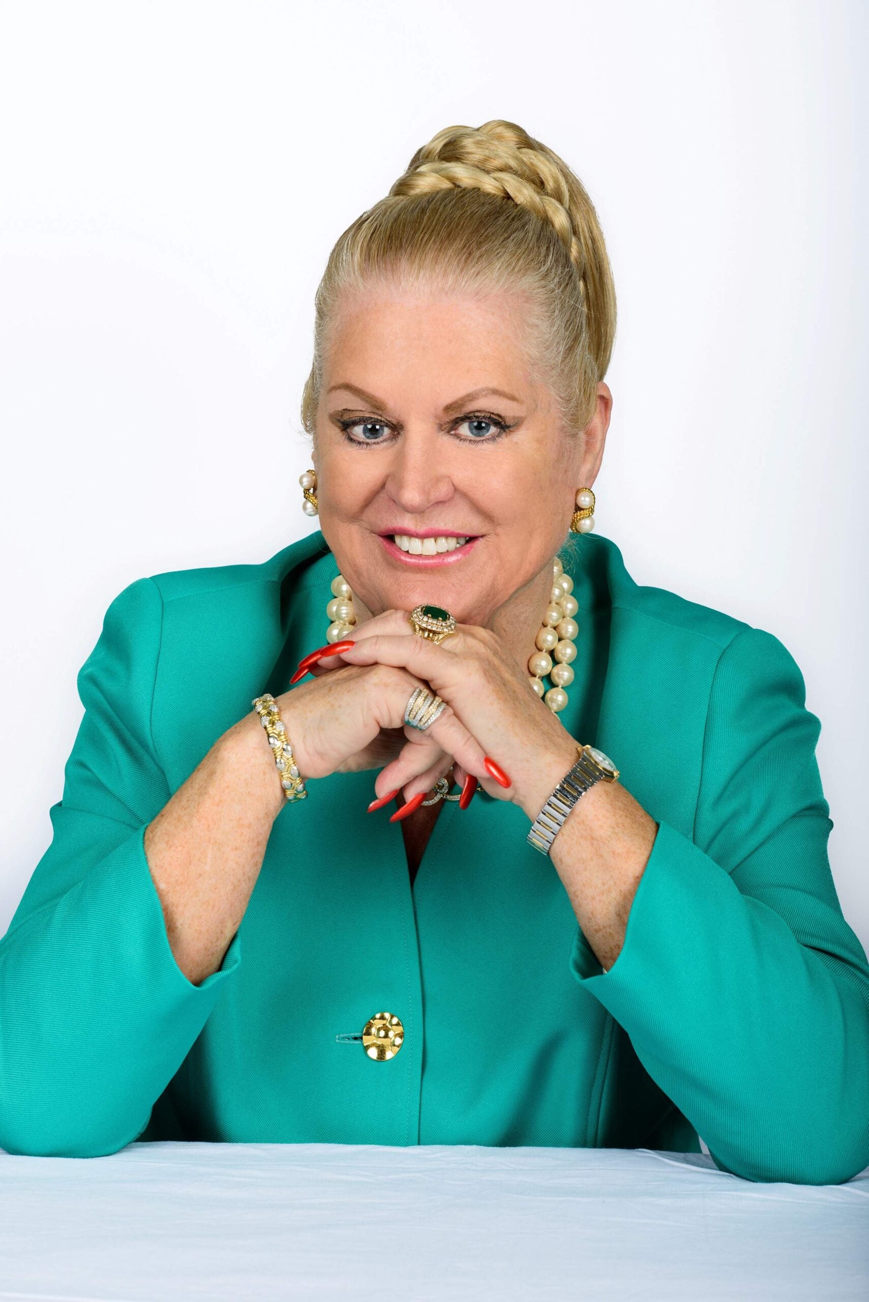 Kim Woodburn Net Worth