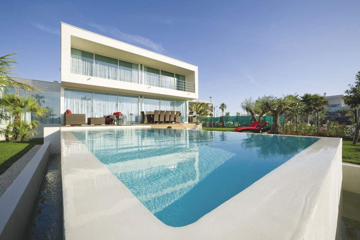 Buying a second home in the sun? Get a UK lawyer involved Buying a second home in the sun? Get a UK lawyer involved