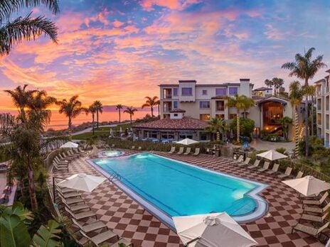Californian summer stay at Dolphin Bay Resort & Spa