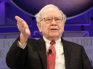 Warren Buffett slams deepfakes after he's targeted in US presidential campaign posts