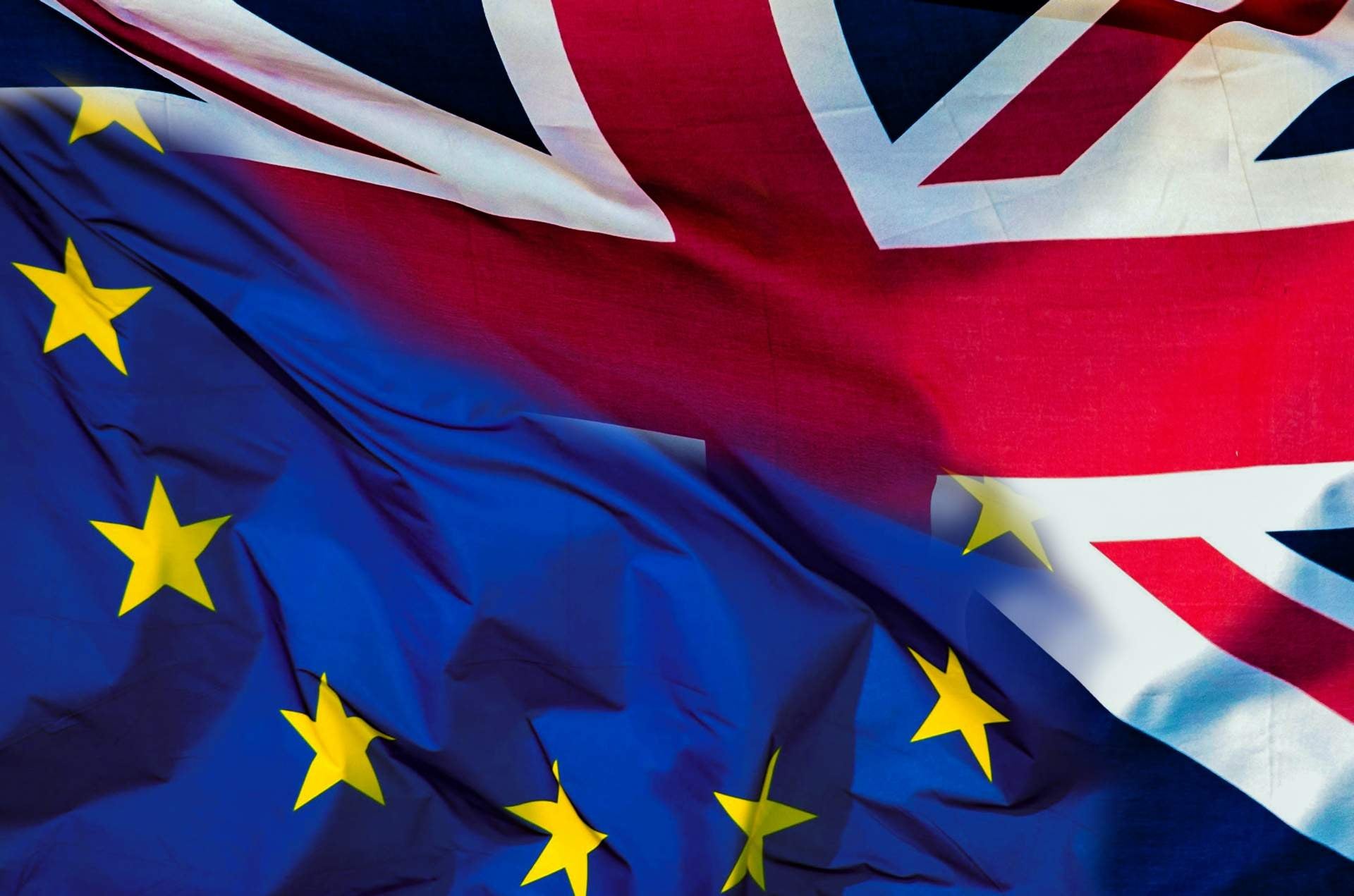 Hard Brexit will see UK trail G7 - forecast