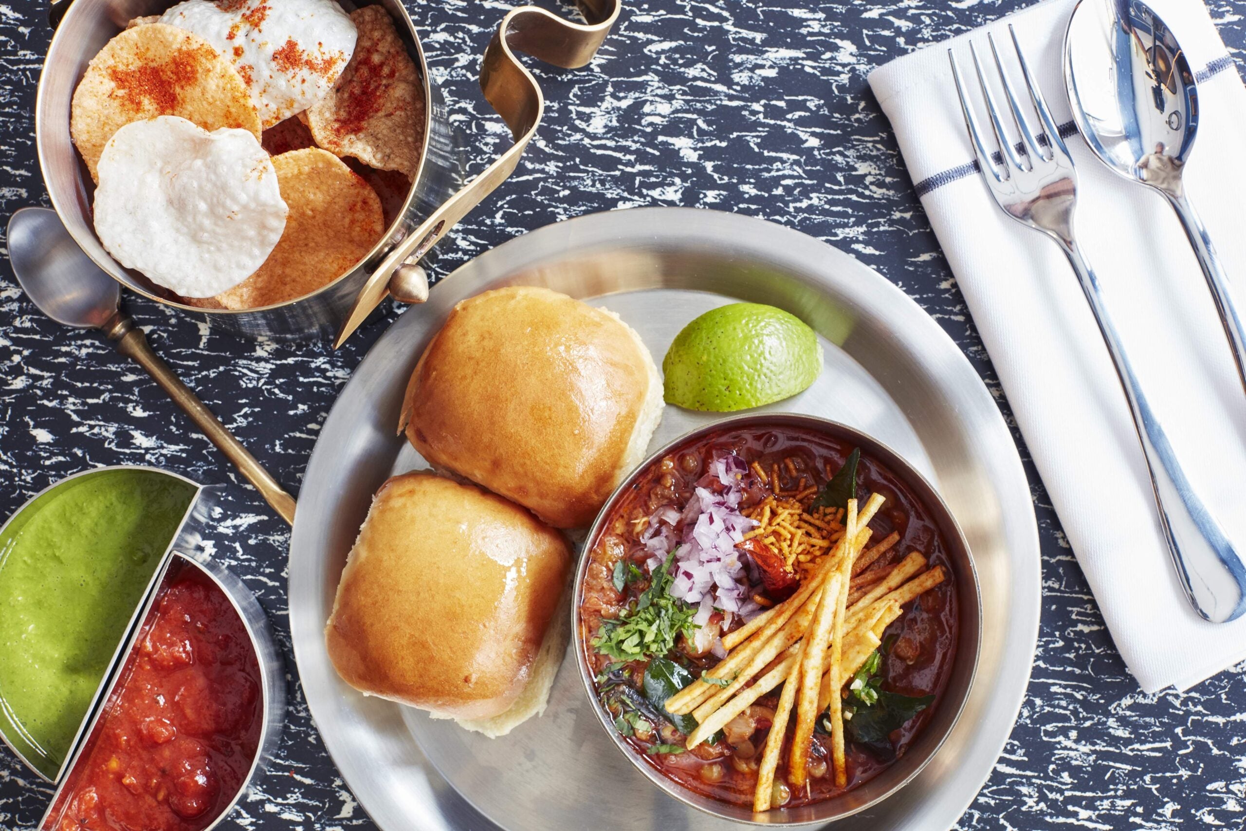 Bombay Bustle review: Curry and wine pairing perfection as Mumbai arrives in W1 Bombay Bustle review: Curry and wine pairing perfection as Mumbai arrives in W1