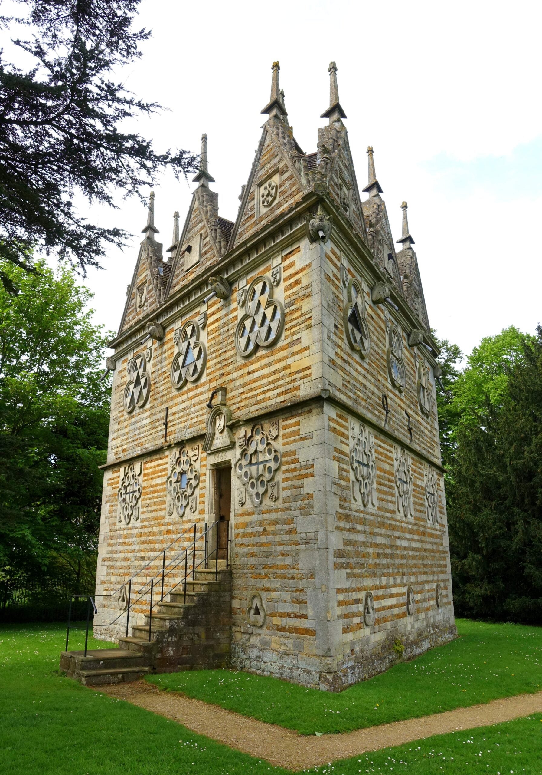Clive Aslet on the unlikely return of the folly: 'Couldn’t somebody design one to Brexit?' Clive Aslet on the unlikely return of the folly: 'Couldn’t somebody design one to Brexit?'
