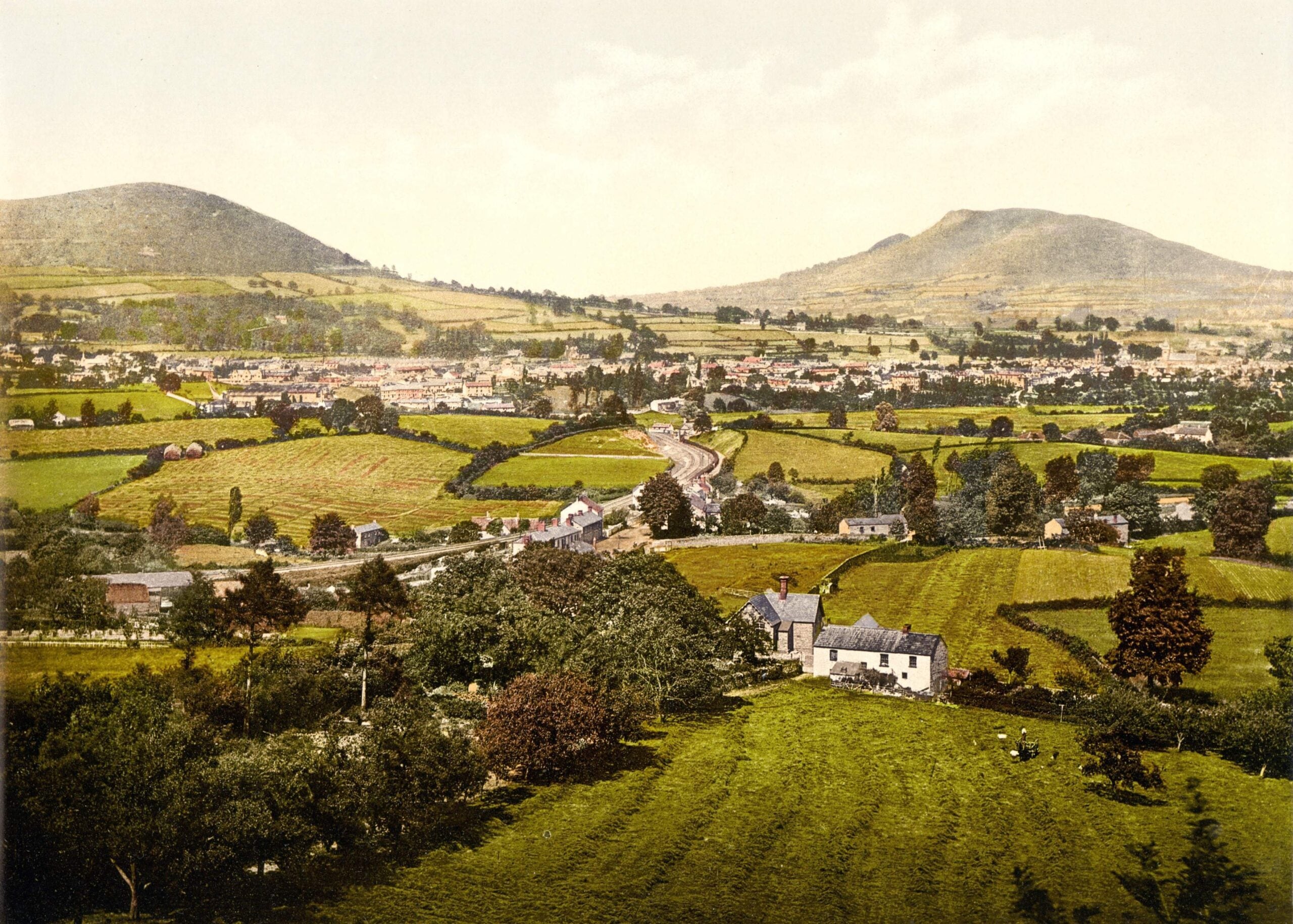 'Uskany' is where Italian architecture meets Wales's best landscapes 'Uskany' is where Italian architecture meets Wales's best landscapes