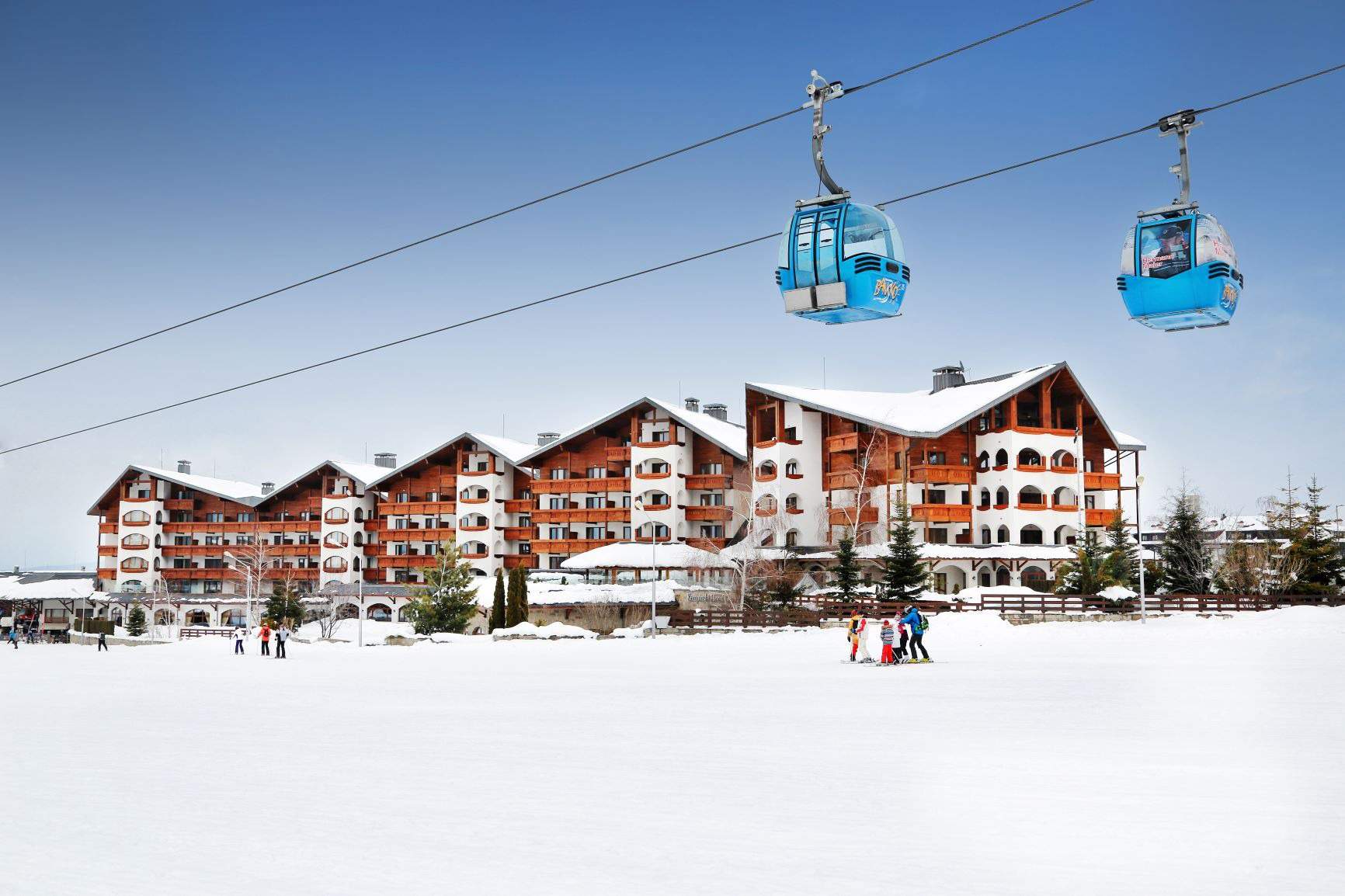 Five legendary chefs with a total of nine Michelin stars to surprise guests of Kempinski Hotel Grand Arena Bansko and Bansko Ski Resort Five legendary chefs with a total of nine Michelin stars to surprise guests of Kempinski Hotel Grand Arena Bansko and Bansko Ski Resort