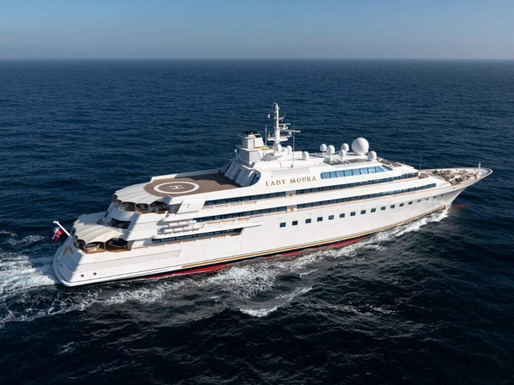 superyacht lady moura