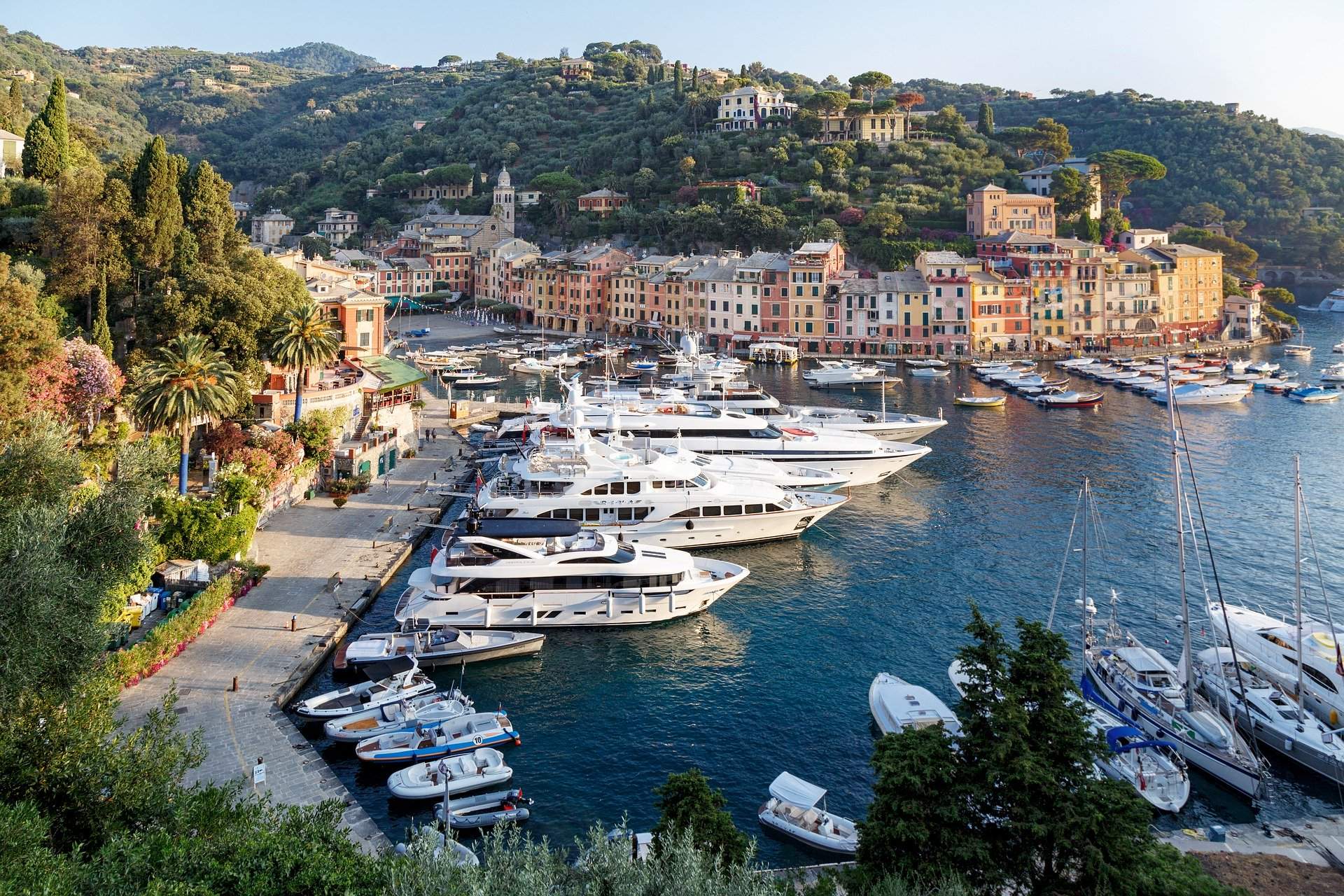 How superyachts can boost the global luxury property market How superyachts can boost the global luxury property market