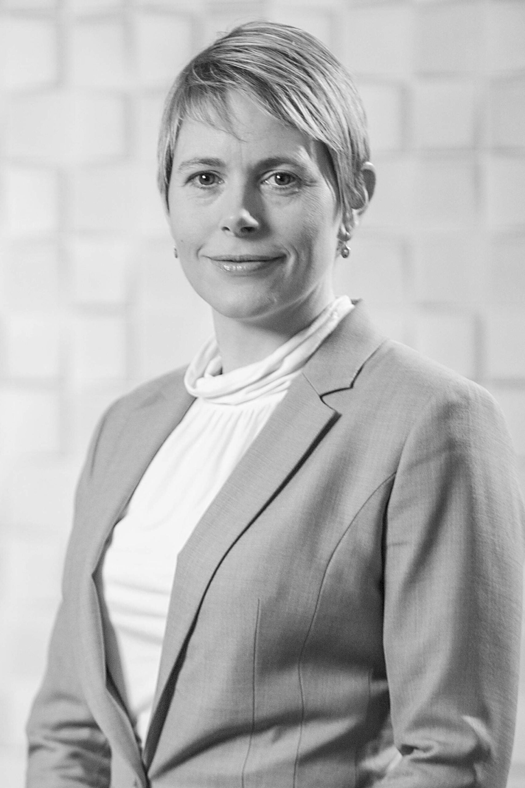 Suzanne Willis Suzanne Willis