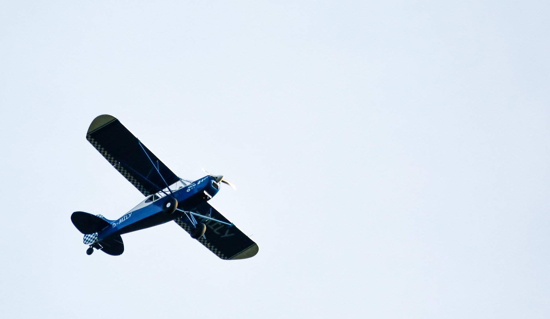 'Gliding down to a runway like Bicester’s is the perfect conclusion a nostalgic adventure' 'Gliding down to a runway like Bicester’s is the perfect conclusion a nostalgic adventure'