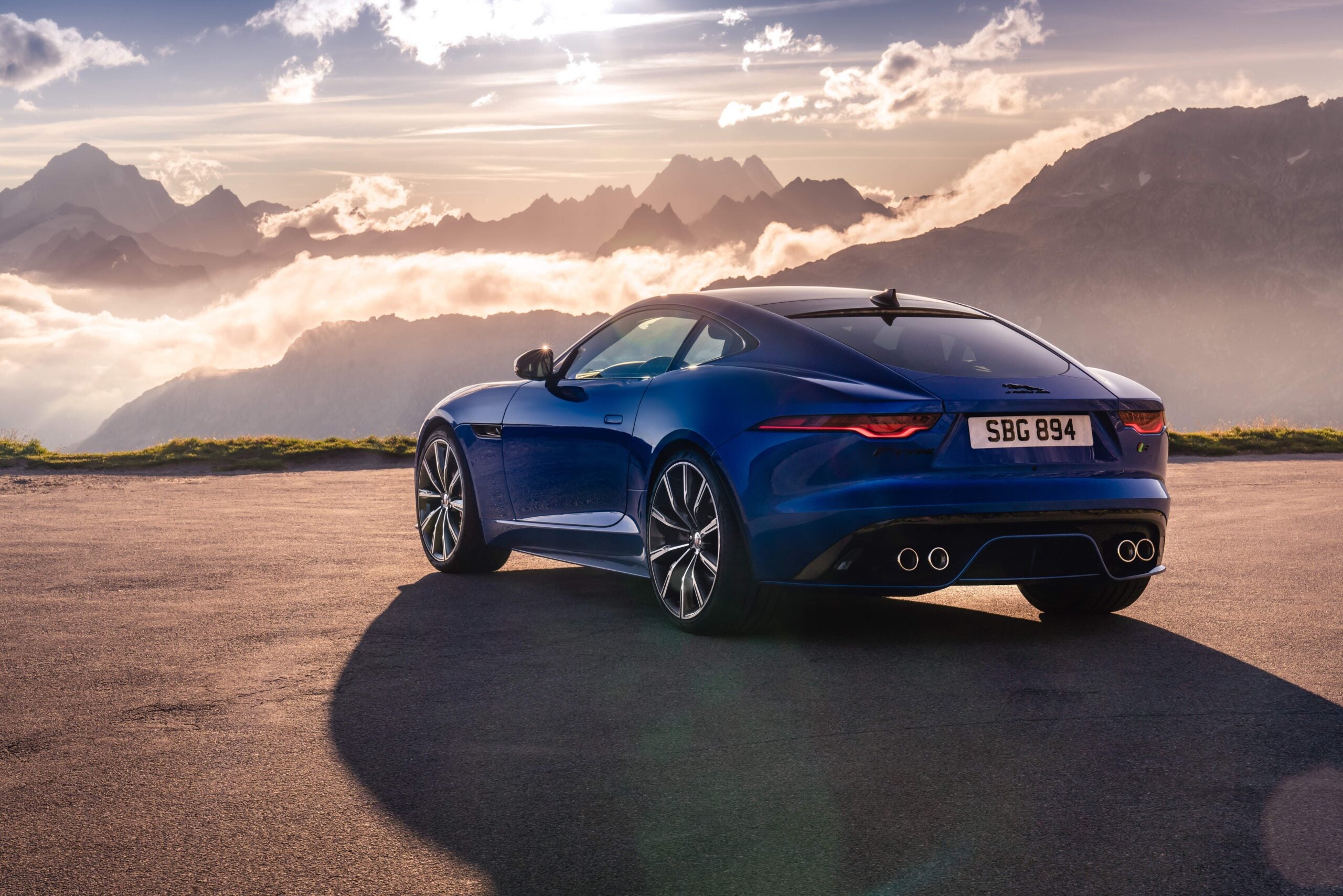 Jaguar's new F-Type reviewed: 'Everything a GT should be' Jaguar's new F-Type reviewed: 'Everything a GT should be'