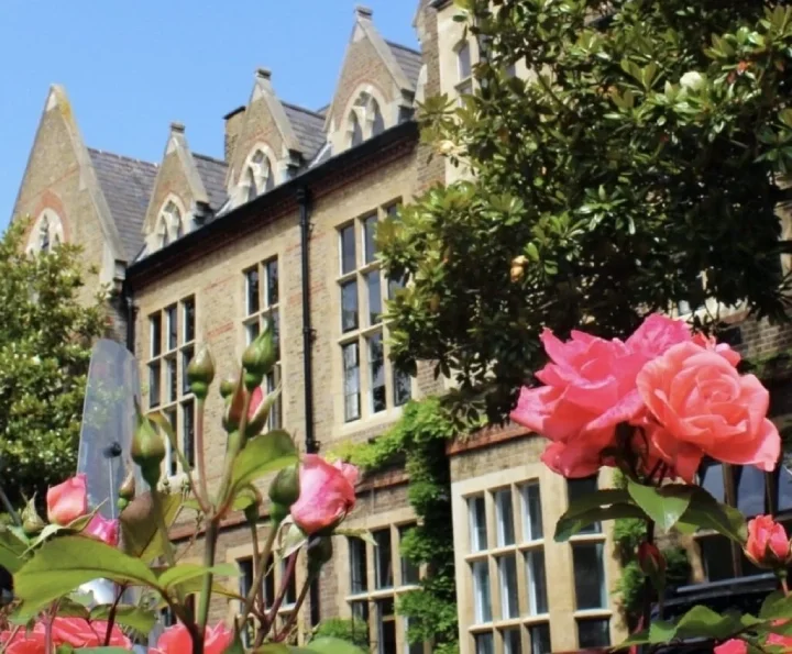 Godolhpin and Latymer School in spring