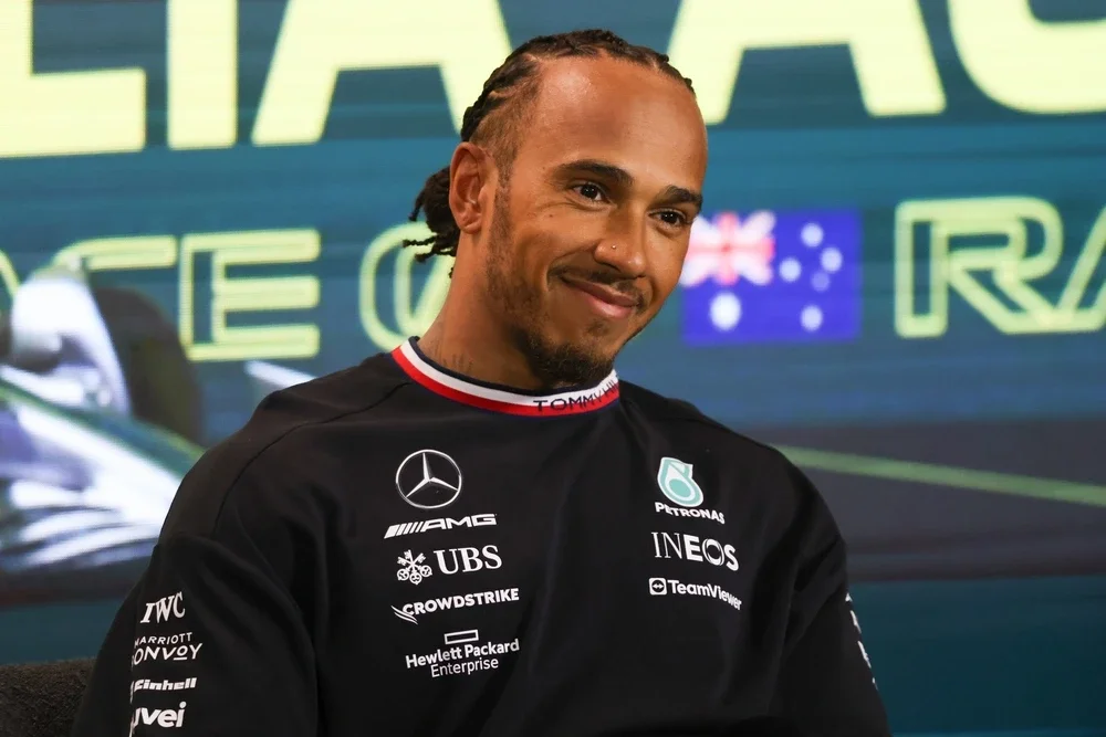 giving list: lewis hamilton