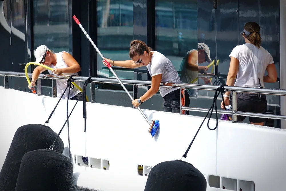 working for an UHNW family: cleaning a yacht in Genoa