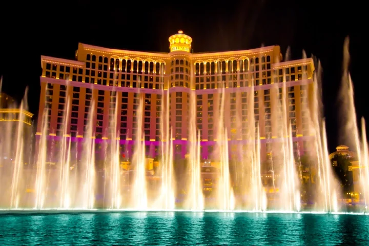 Fountains at Bellagio Hotel Casino in Las Vegas at night