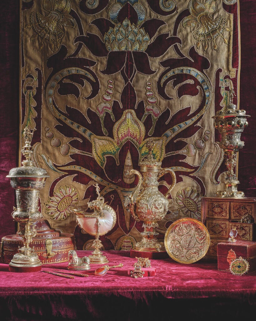 Collections from a sales of Rothschild's objects