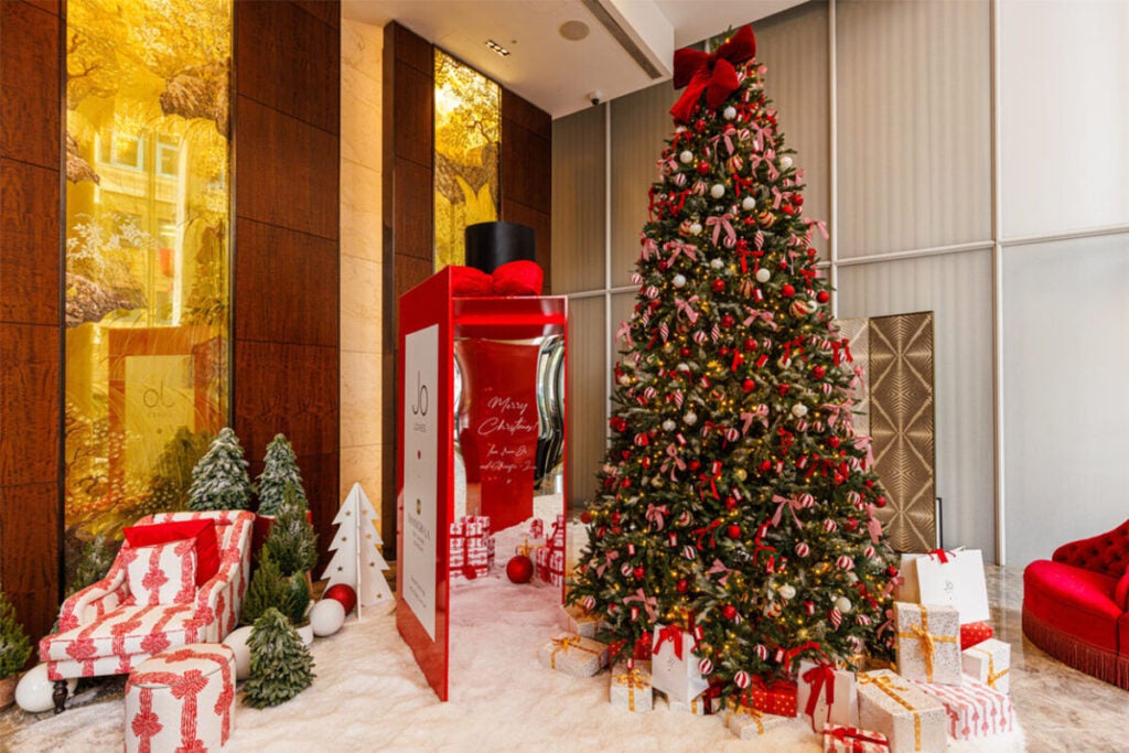 The Jo Malone tree at the Shangri-La at the Shard is one of the the best designer Christmas trees in London hotels