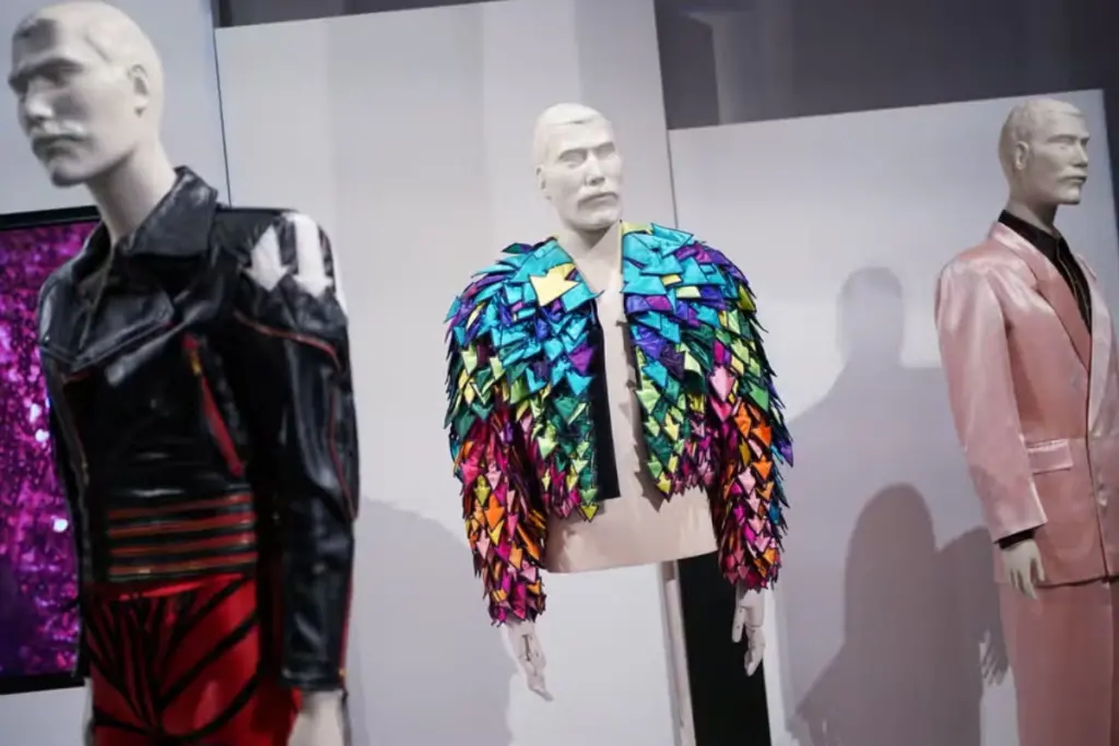 Mannequins wearing Freddie Mercury costumes