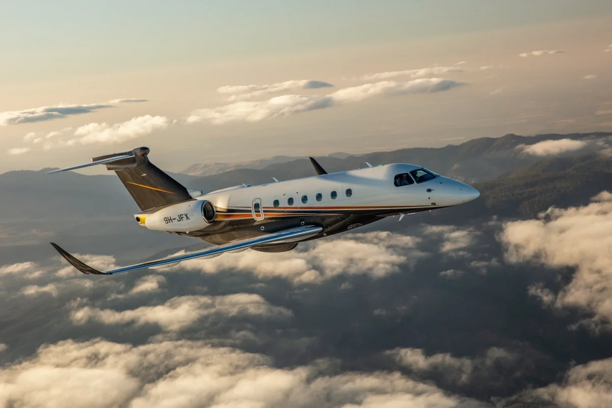 Embraer and Flexjet sign record-breaking $7 billion private jet deal