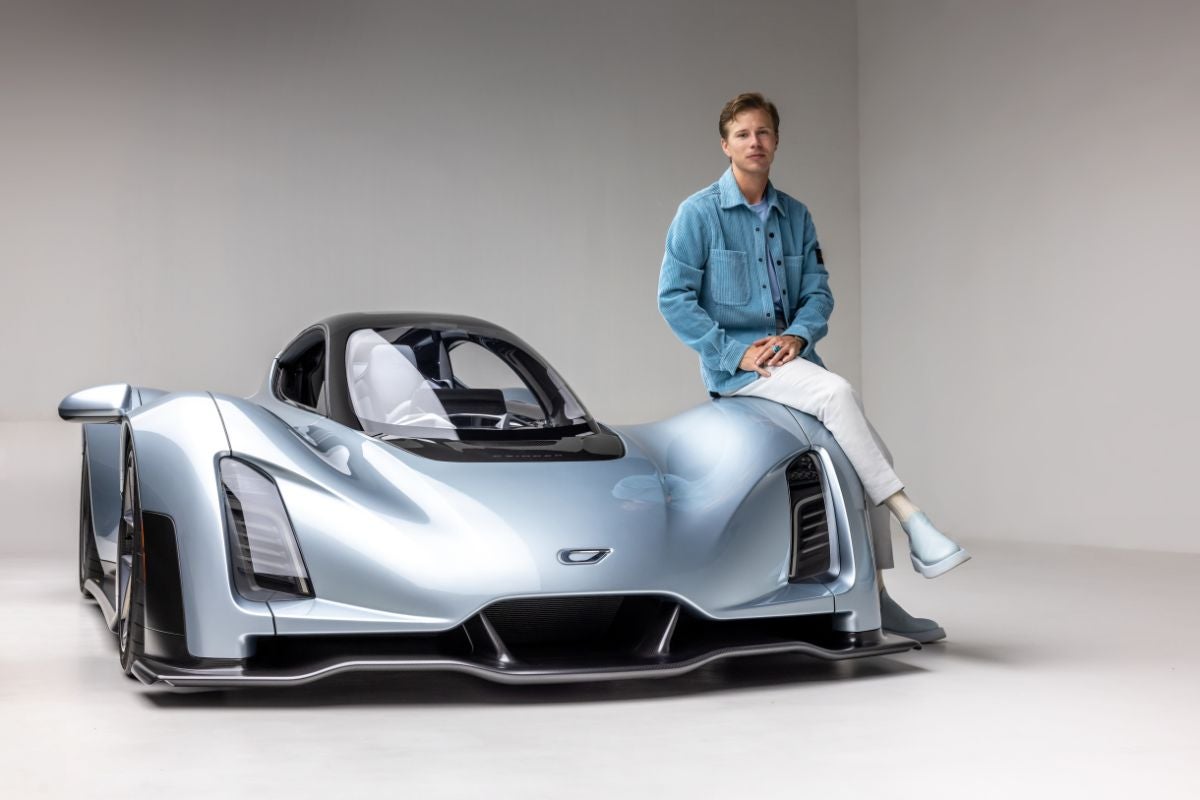 CEO of ultra high-tech car company Lukas Czinger on 3D printing, AI and Enlightenment