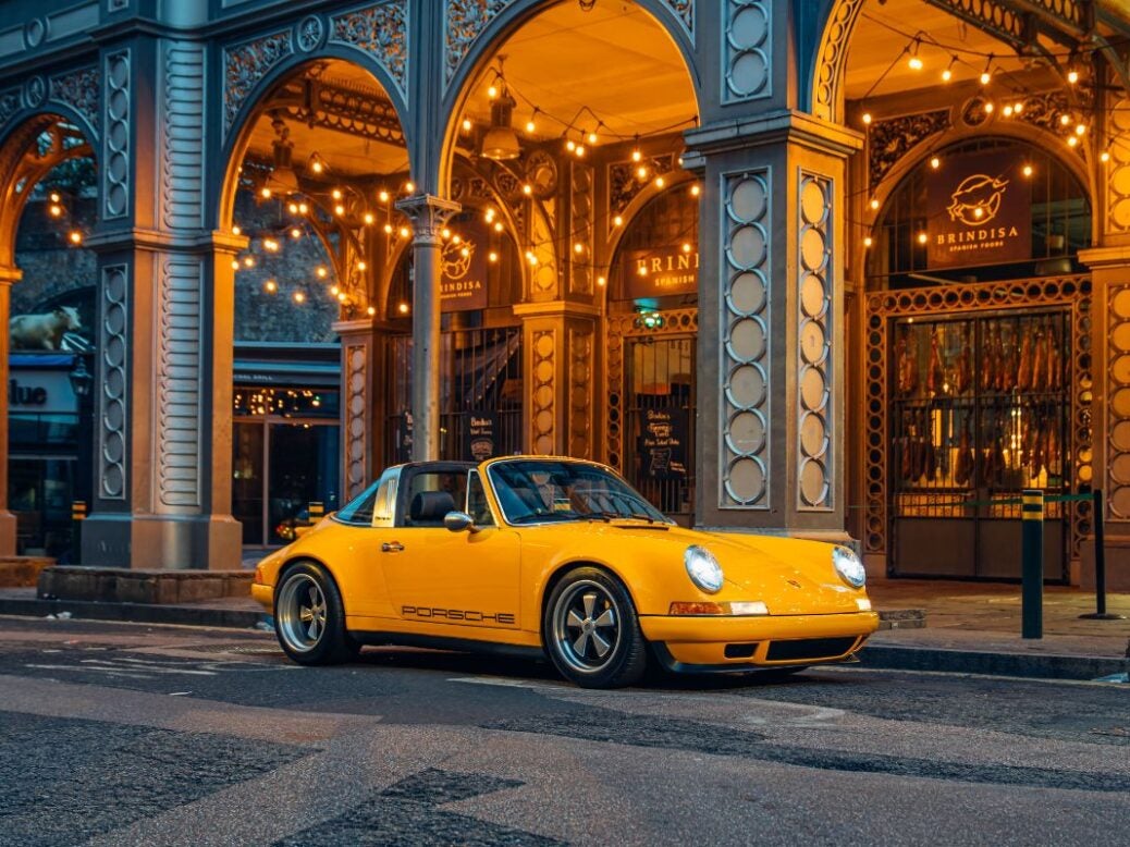 Porsche 964