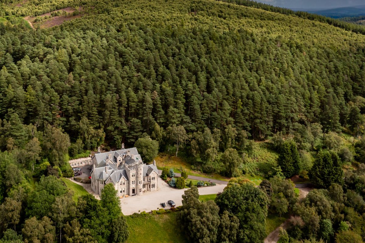 Highland estate owned by Russian tycoon listed at £67 million
