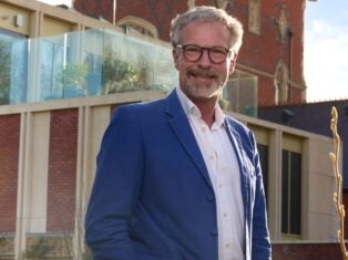 ‘To balance royalty with modernity, I trust my instinct’: Hugo Burnand on photographing the King – and his family