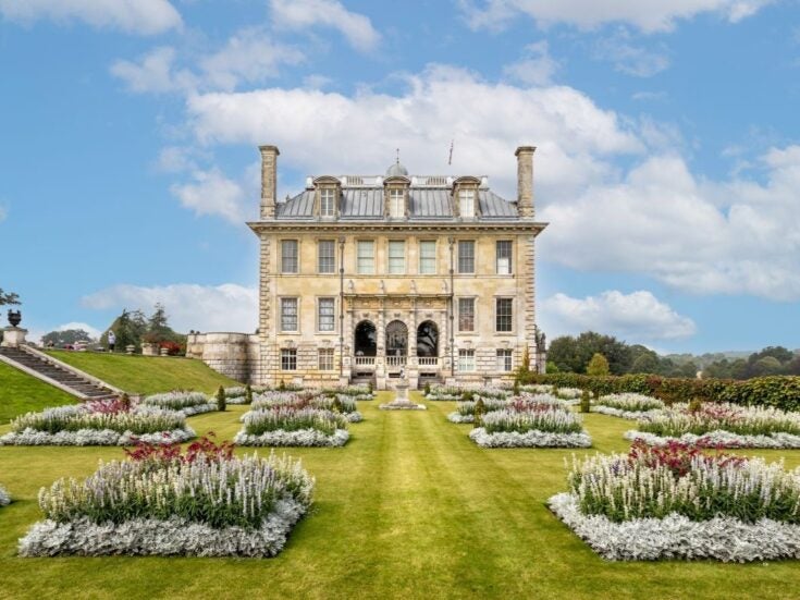 Country house Shutterstock
