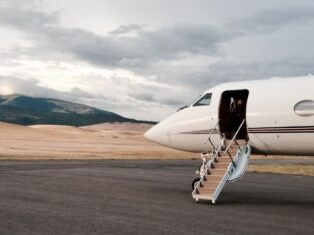 Don't charter a private jet without looking at this chart